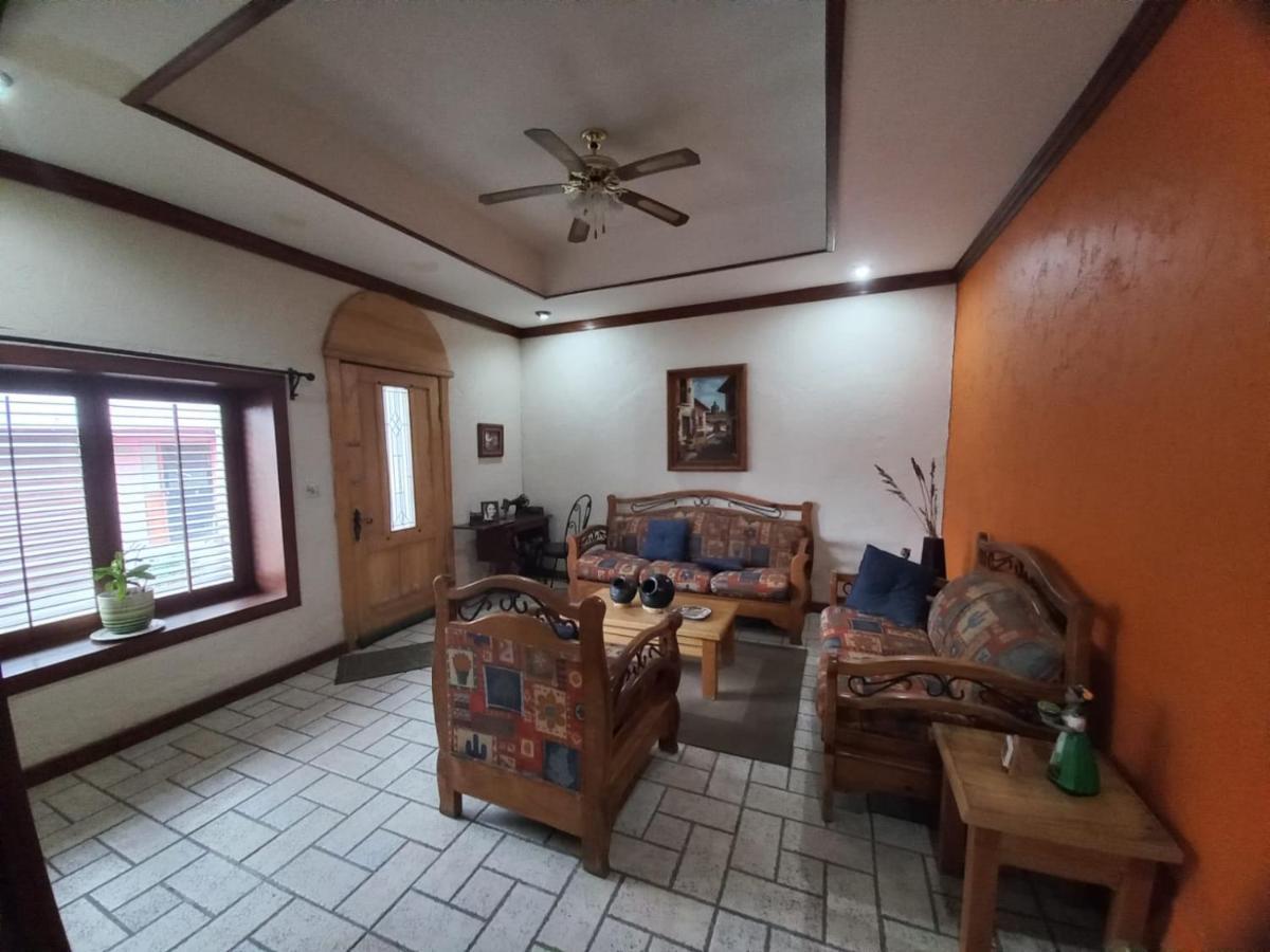 Home Stay Maria 伊达尔戈德尔帕拉尔 外观 照片